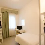 Hotell Nazareth Fermo