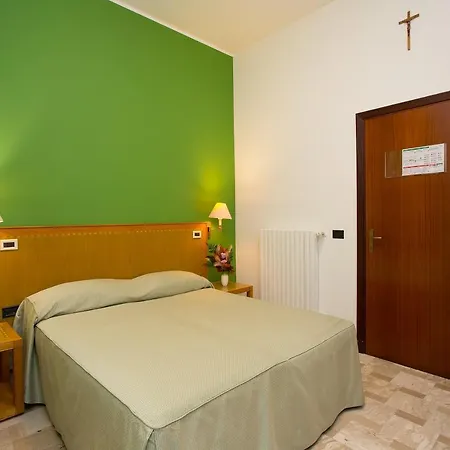 Hotel Nazareth *