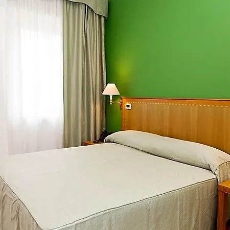 Nazareth Hotel Fermo