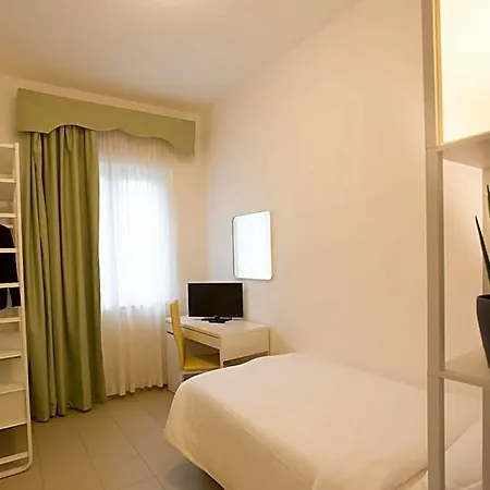 Nazareth Hotel Fermo
